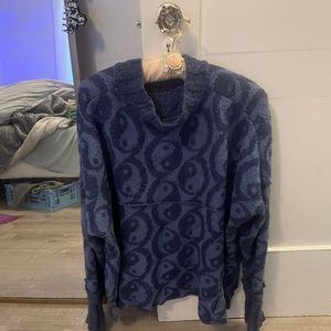 Free people yin yang sweater m